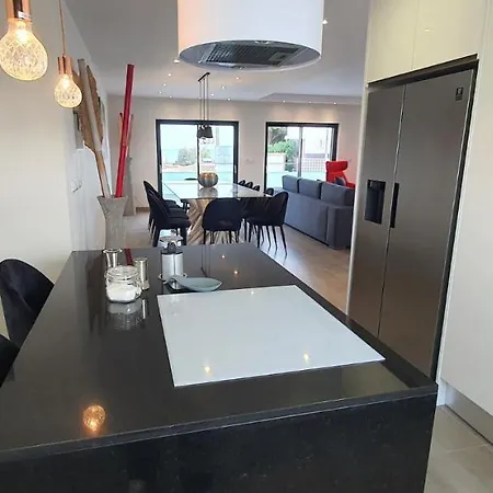 וילה Sunrise By Laranjal