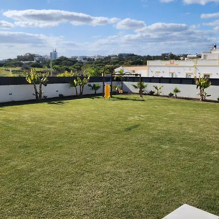 Sunrise By Laranjal אלבופיירה